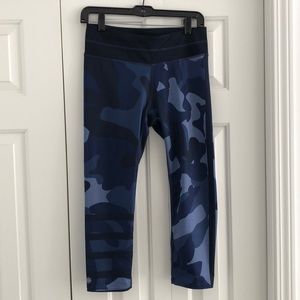 Athleta Capri leggings M